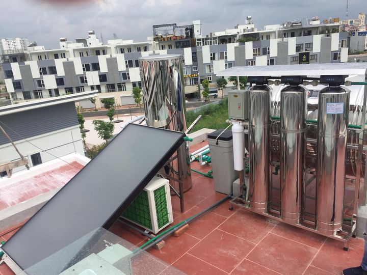 Hệ thống máy nước nóng trung tâm Heat Pump tiết kiệm năng lượng hiệu quả tại Thái Bình - Ảnh 1