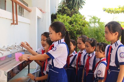 Xu hướng lắp đặt máy lọc nước cho trường học